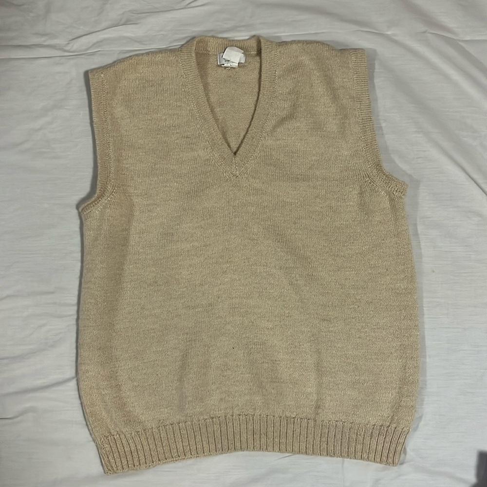 Vintage alpaca sweater vest, cream colored vest, wool sweater vest, women’s L